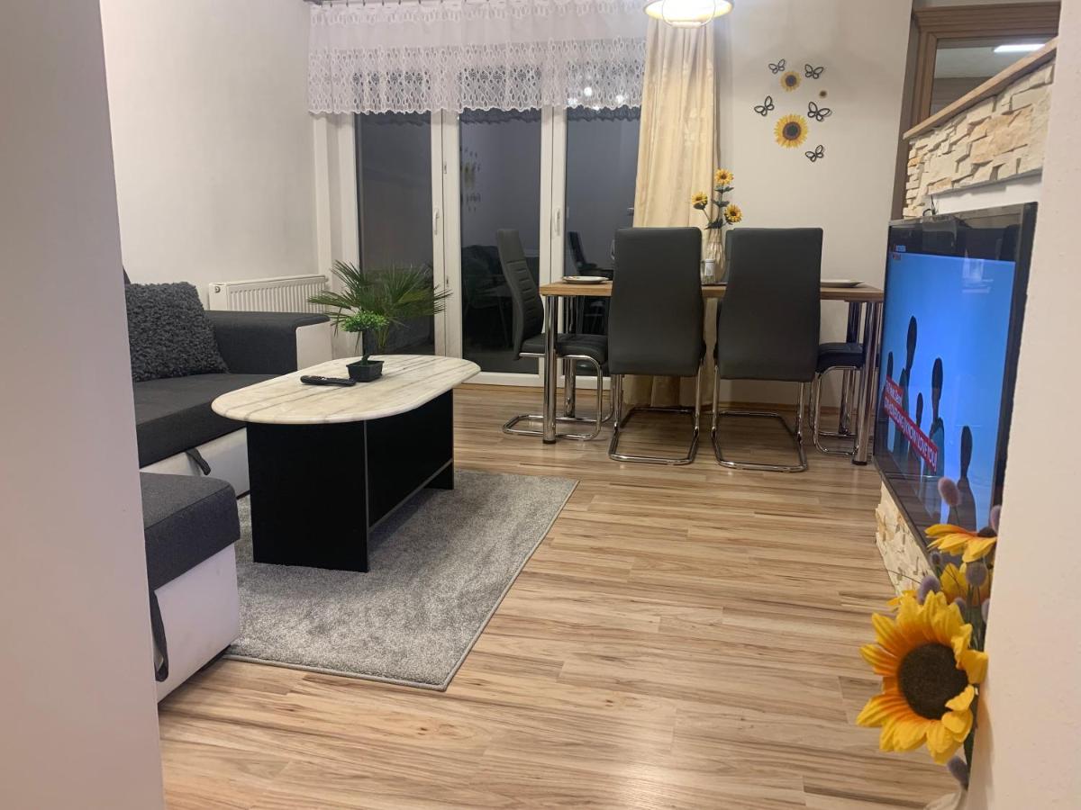 Apartman Slunecnice S Terasou 捷克布杰约维采 外观 照片